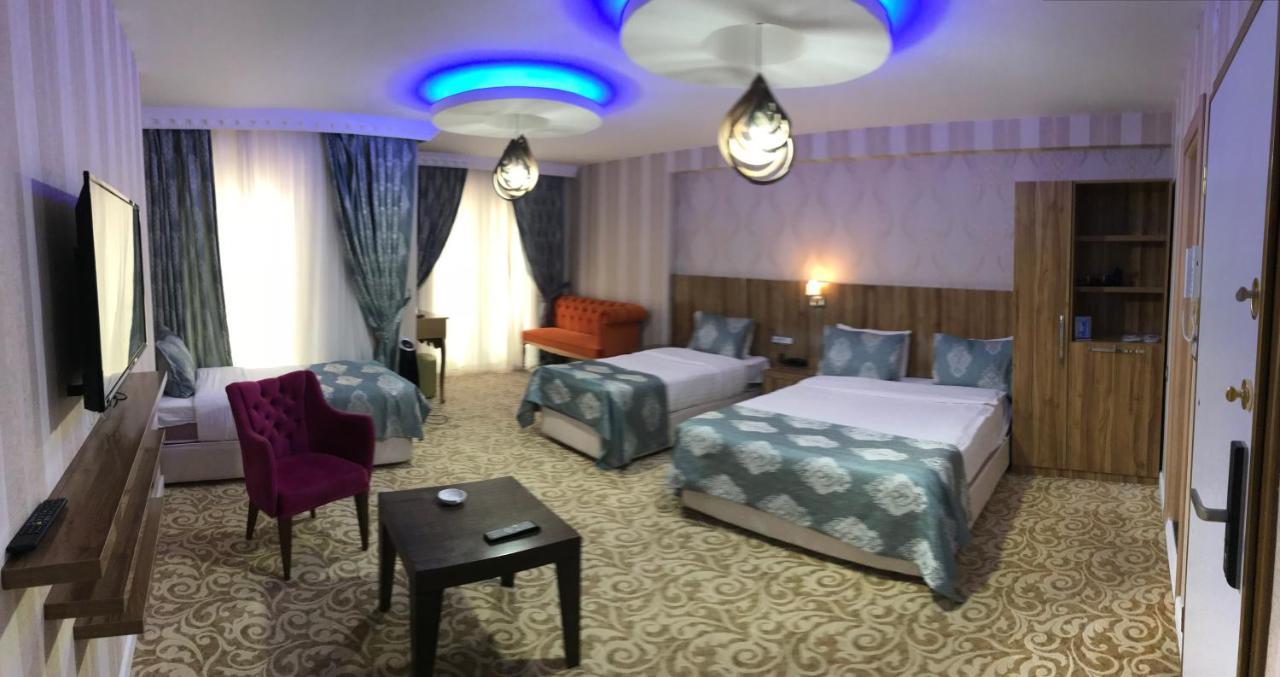 Crystall Hotel Van Eksteriør billede